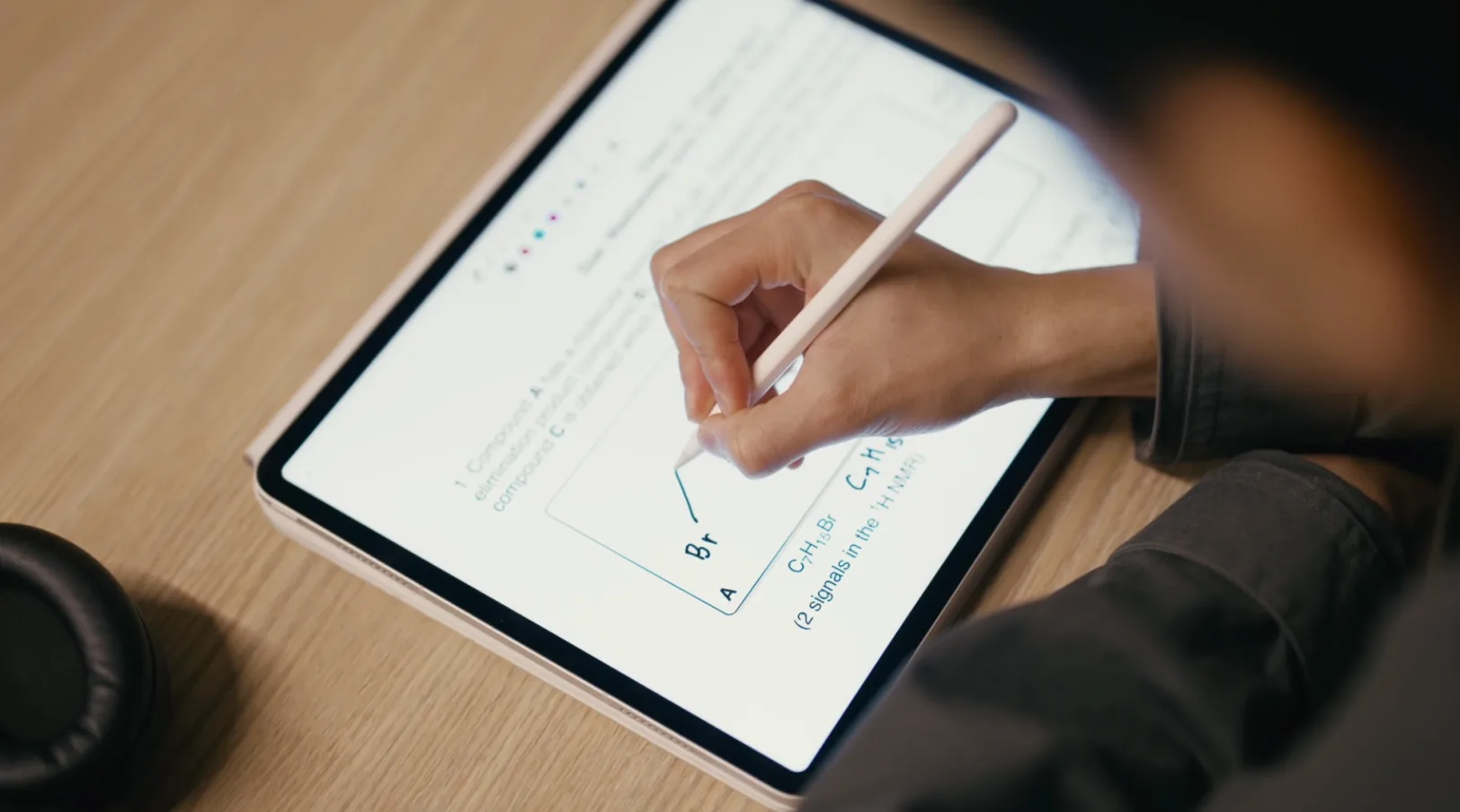 Students using Notability